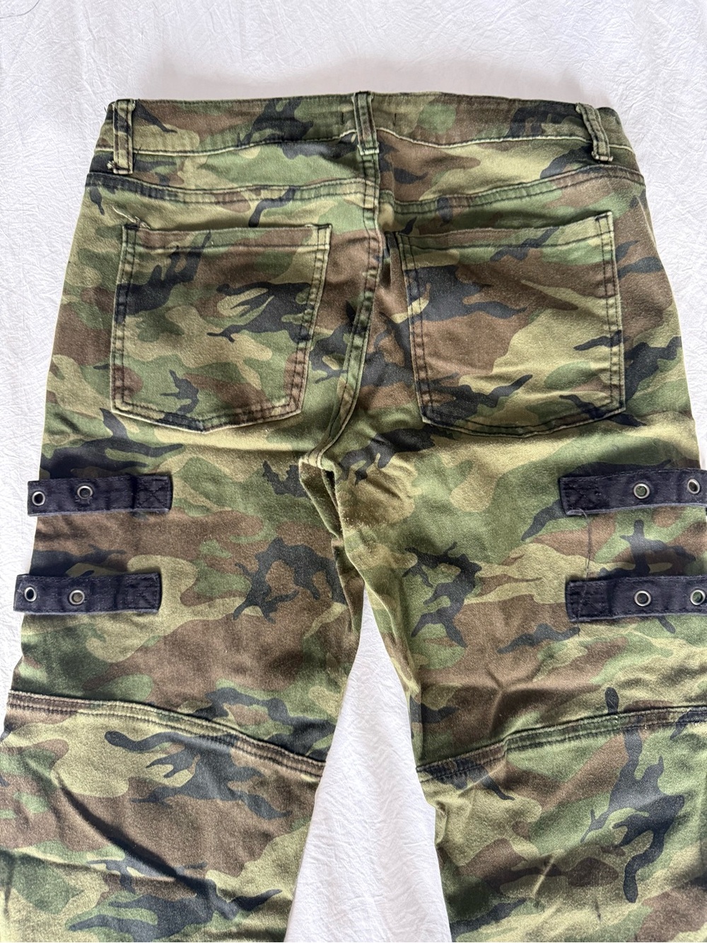 Social Collision Camo Strap Flare Pants Size 11 Green Military Buckle - Picture 7 of 9